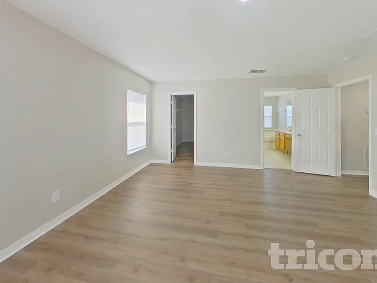 1815 Honeydew Ct — Photo 12