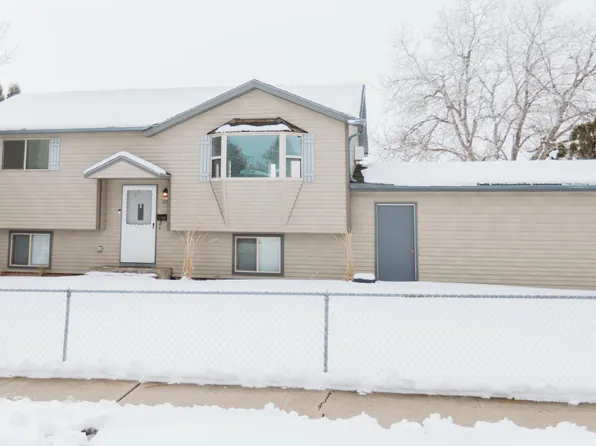 1233 Pineview St, Cheney, WA 99004