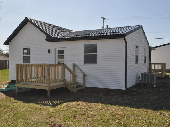 68 E Main St, Zanesville, OH 43701