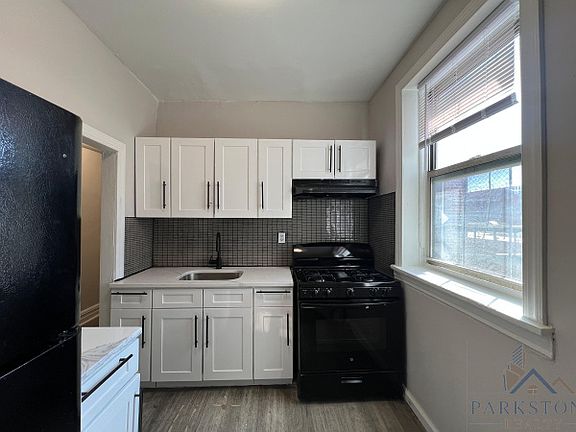 4th image of 632 Bergen Ave #2A