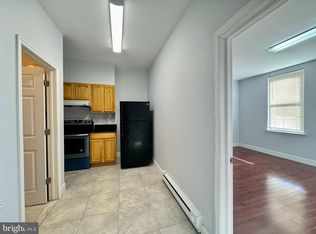 3739 Lancaster Ave #2F, Philadelphia, PA 19104