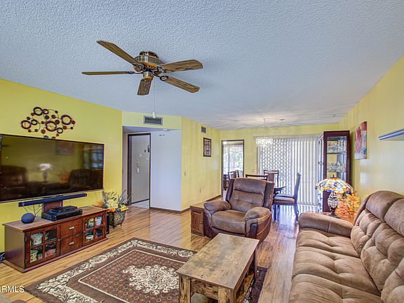 5th image of 10605 W CHERRY TREE Lane