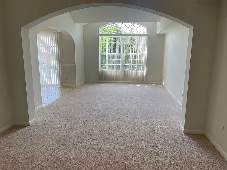 8221 N Annsbury Cir #10 — Photo 6