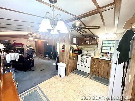 2nd image of 847 Nuttall Oak Dr