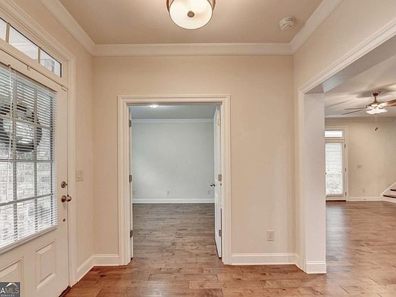 3rd image of 4334 Bellview Ln