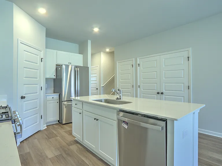 211 River Birch Ln — Photo 11