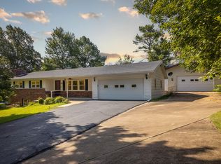 2010 Catalina Dr, West Plains, MO 65775