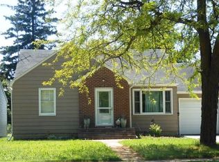 1193 River Rd, Windom, MN 56101