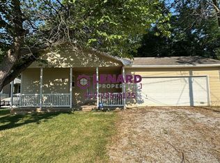 615 S Airwood Ave, Springfield, MO 65802