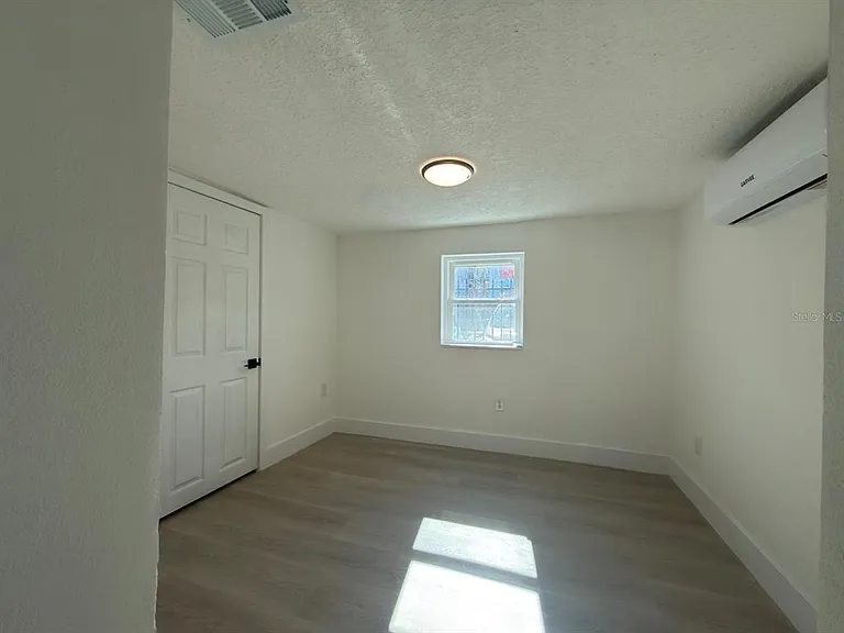 401 E Columbus Dr #2 — Photo 7