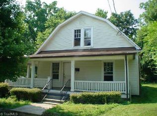 1406 Seneca St, Winston Salem, NC 27103