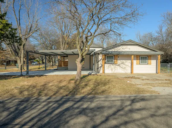 416 Betty Ln, Midwest City, OK 73110