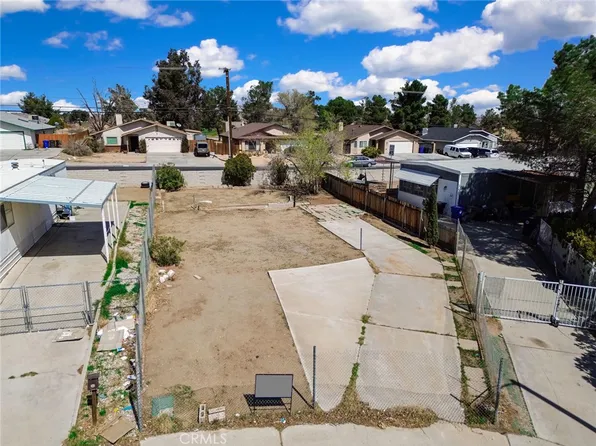 15682 Calico Dr #63, Victorville, CA 92395