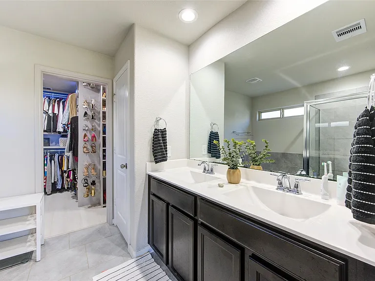 3306 Sumac Dr — Photo 23