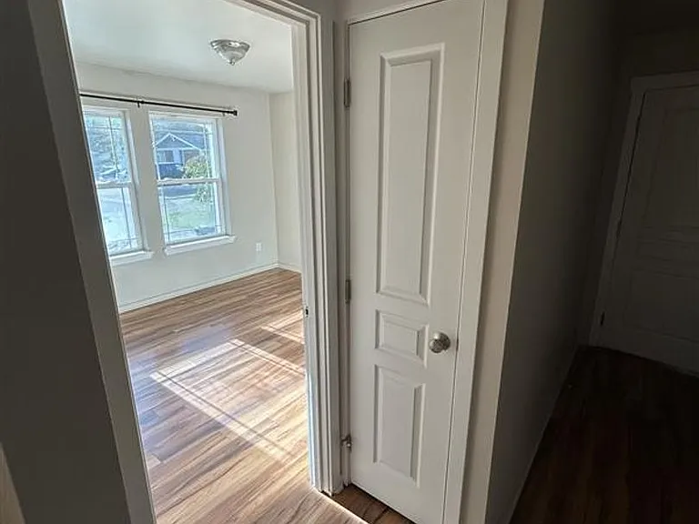 206 Walnut Grove Ct — Photo 7