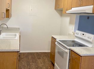 404 Nashville Ave APT 8, Huntington Beach, CA 92648