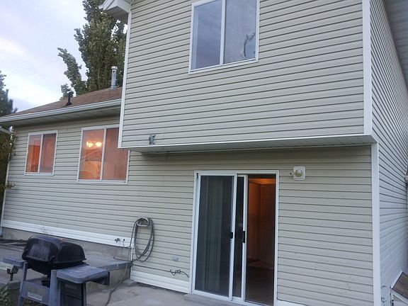 3rd image of 798 Lakeview