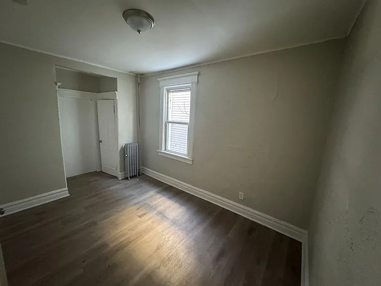 138 Seymour Ave #2L — Photo 5