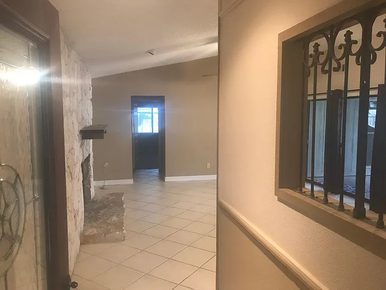 Mesa B entry