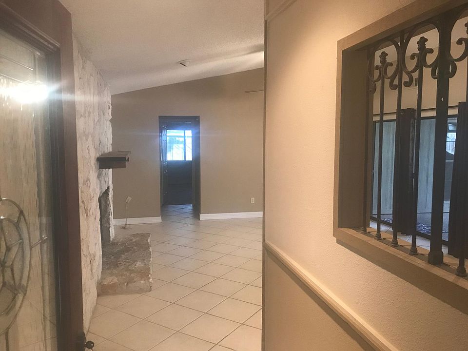 Mesa B entry