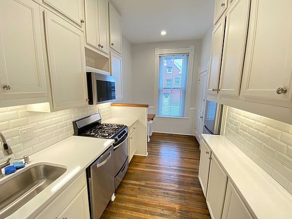 2nd image of 182 Buttles Ave APT 1