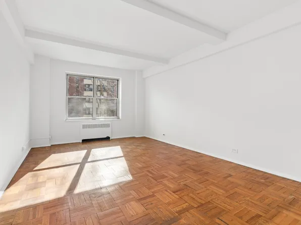 500 Grand Street image 1 of 7