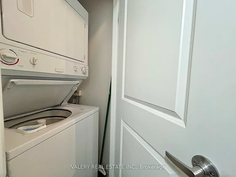 385 Prince Of Wales Dr #3012 — Photo 6