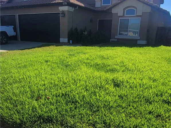1279 Hollowood Ct, Perris, CA 92571