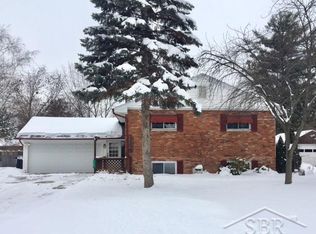 2205 Anderson Rd, Saginaw, MI 48603