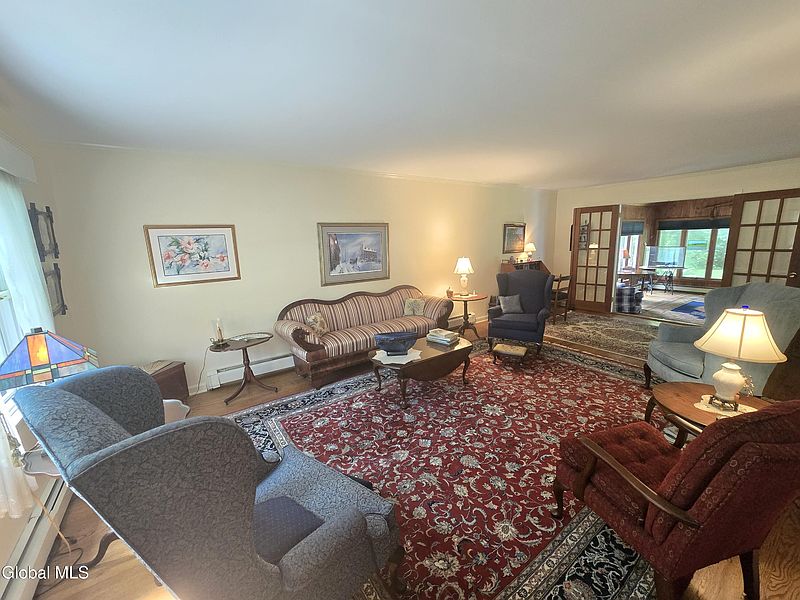 3rd image of 2517 Antonia Drive