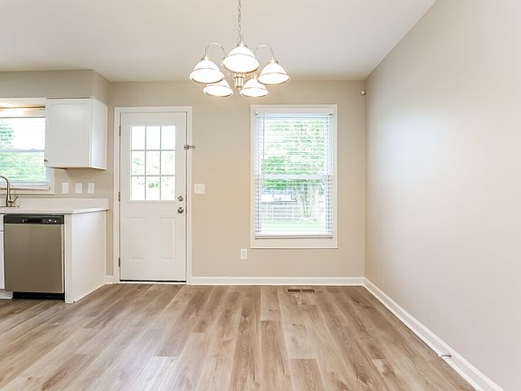 4th image of 1506 River Rock Blvd