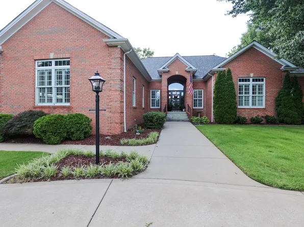 265 Ashcreek Rd, Paducah, KY 42001