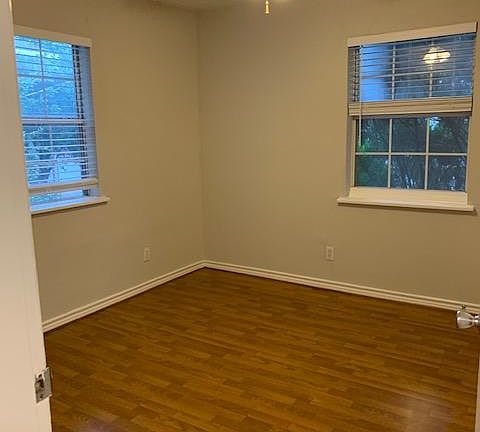 5th image of 1409 Castle Ct #3