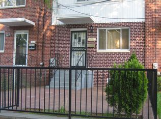 5809 33rd Pl, Hyattsville, MD 20782