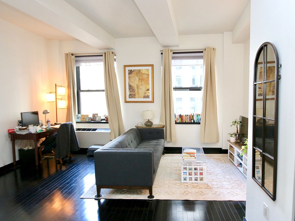 1st image of 18-20 Pine St #2111