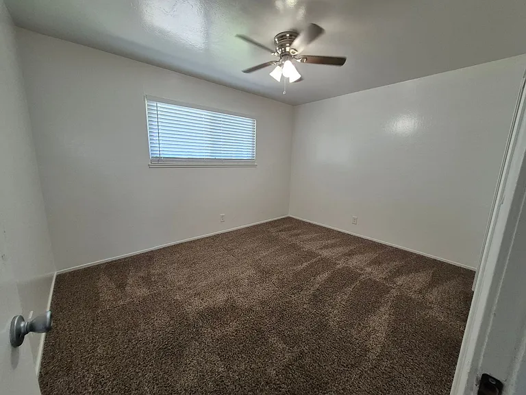 2920-2926 Del Paso Blvd — Photo 10