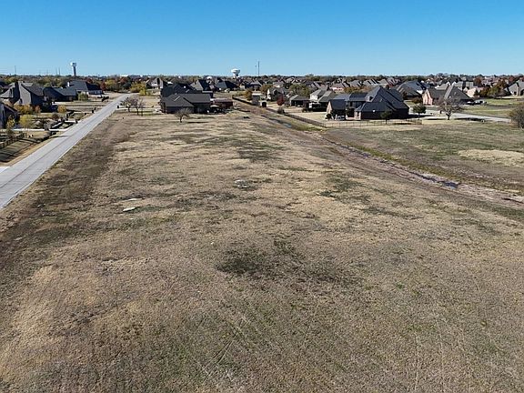 2nd image of 12800 Singleton Dr