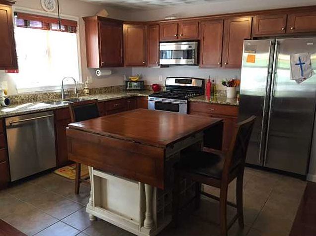 1st image of 170 Boylston Dr
