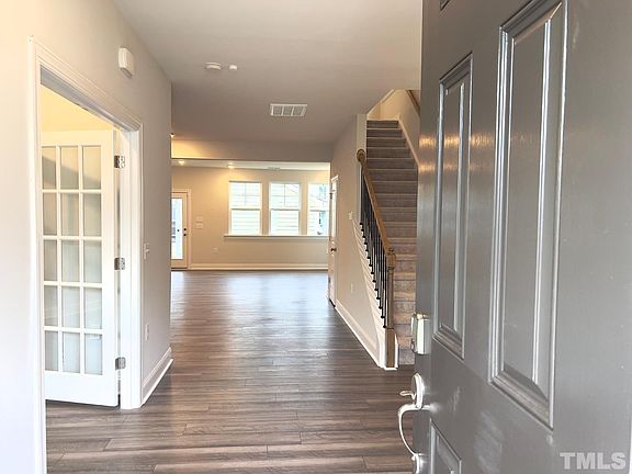 5th image of 341 Natsam Woods Way