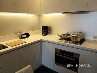 Rented by (Legacy) Elegran