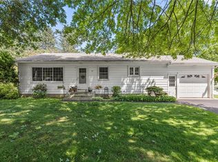 32 Artillery Ln, Baldwinsville, NY 13027
