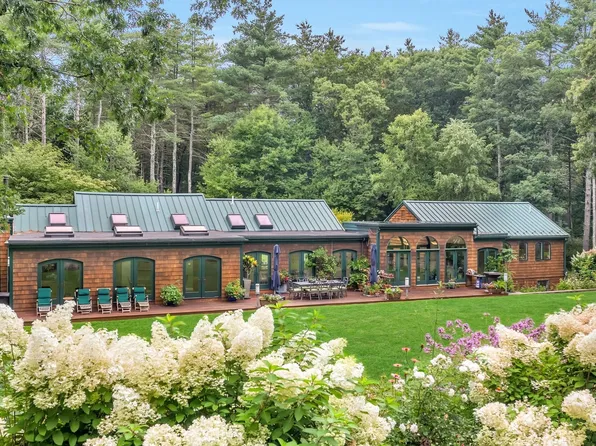 82 Old Garrison Rd, Sudbury, MA 01776