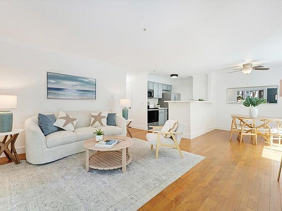 3rd image of 41 Grandview St APT 1203