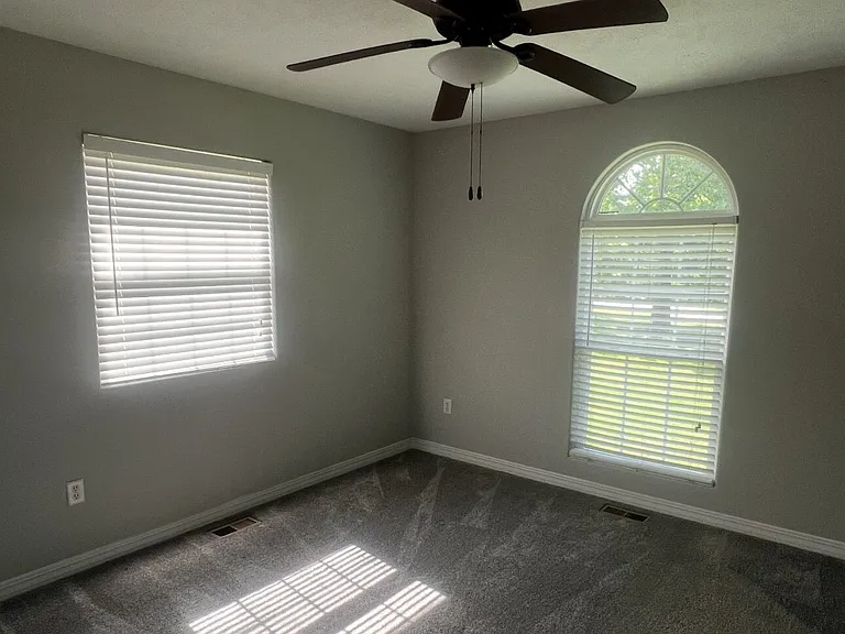 366 Oak Brook Estates Ln — Photo 9