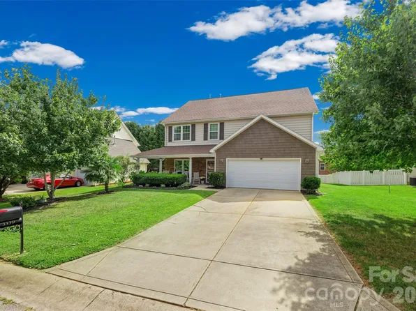 3339 Kingshire Way, Clover, SC 29710
