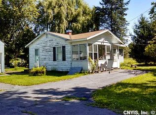 4169 Verplank Rd, Clay, NY 13041