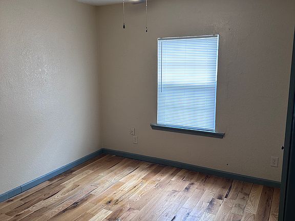 4th image of 229 NW 91st St