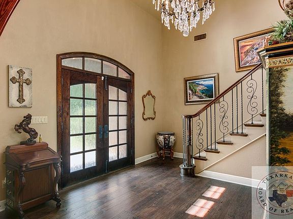 2nd image of 24 Northridge Cir