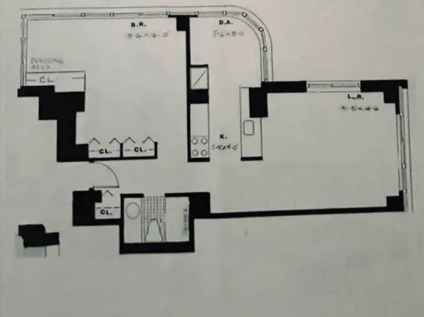 159 East 30th Street image 2 of 14