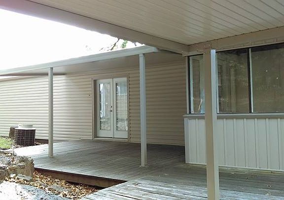 4th image of 1606 N 36th St